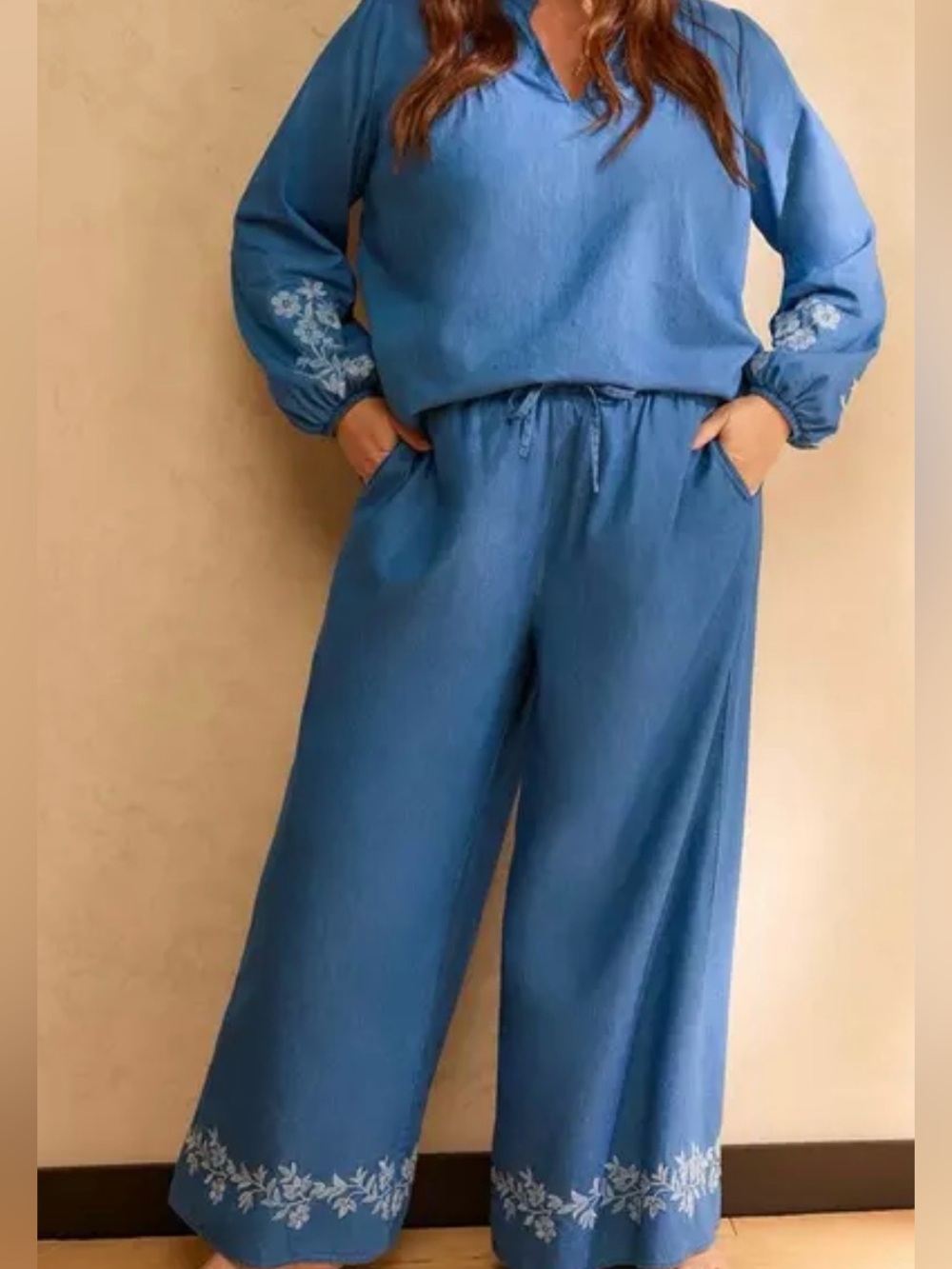 torrid Blue Wide-Leg set  with Embroidered Cuff too and bottom belle  isle